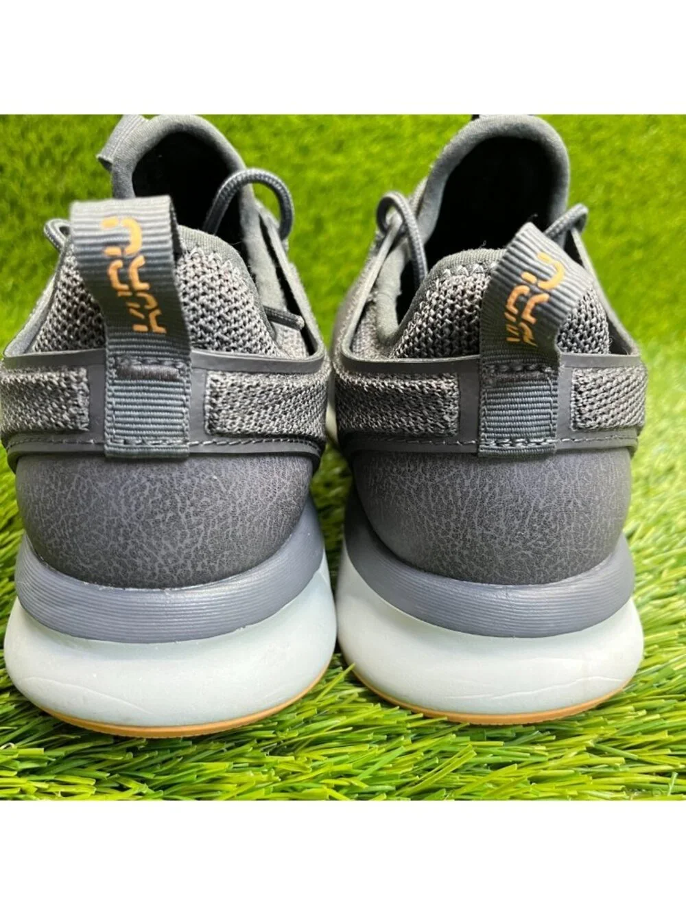 Kuru Atom Womens Size 6.5 Gray White Athletic Running Waterproof Shoes Sneakers